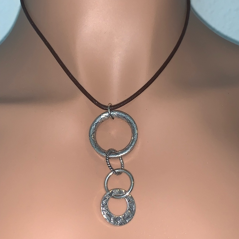 Silpada Vintage TRIPLE THREAT Sterling & Leather Necklace